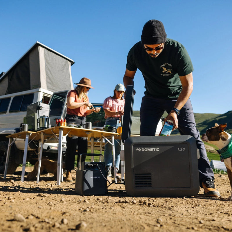 Load image into Gallery viewer, Dometic CFX5 25 Electric Cooler