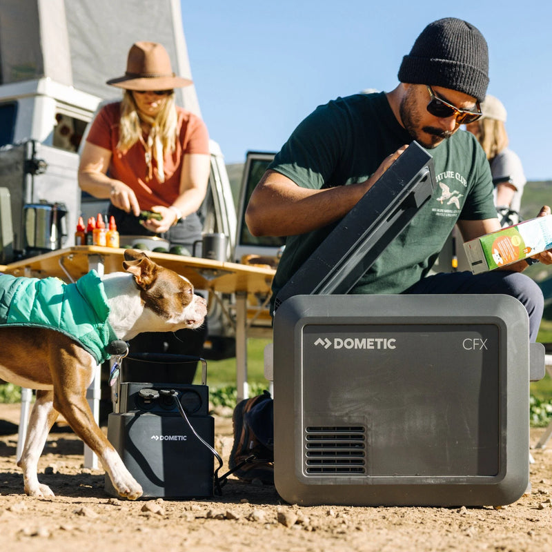 Load image into Gallery viewer, Dometic CFX5 25 Electric Cooler