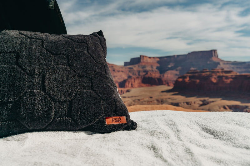 Load image into Gallery viewer, Cloud Comforter & Pillow Case Set