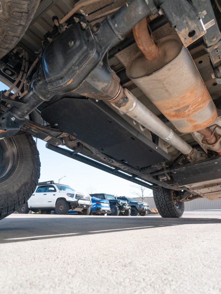 Load image into Gallery viewer, RCI Off Road Fuel Tank Skid Plate | 15-22 Colorado