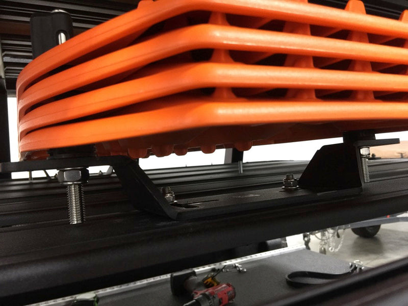 Load image into Gallery viewer, K9 MAXTRAX Mount Set