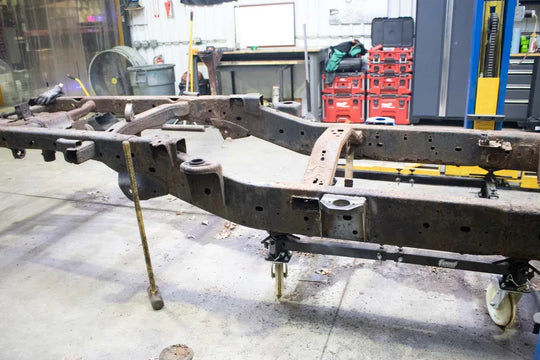 Load image into Gallery viewer, Rust Buster Center Cab Mount For 2004-2008 Ford F-150