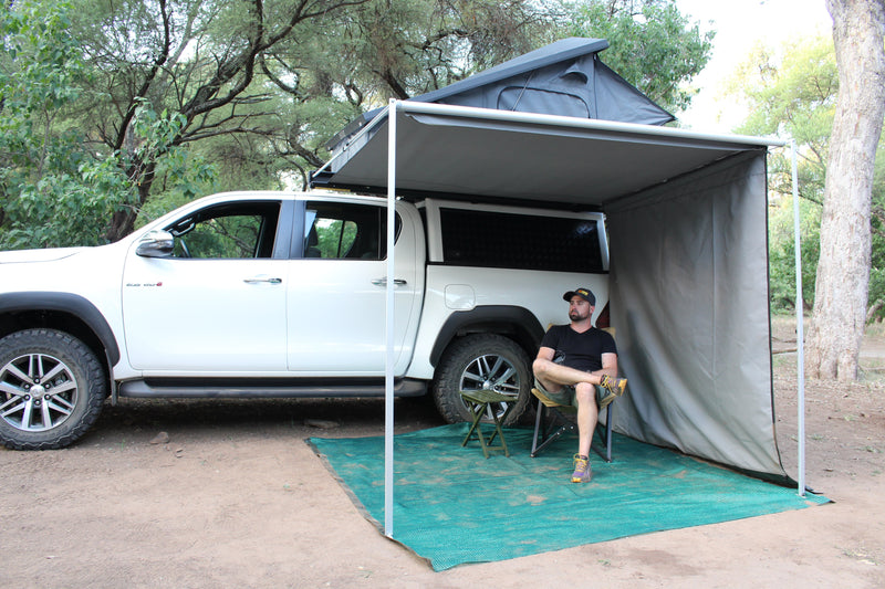 Load image into Gallery viewer, Series 2000 Awning Wall Set