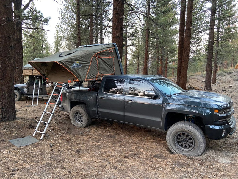 Load image into Gallery viewer, Tuff Stuff ALPHA Hard Top Side Open Roof Top Tent, 4 Person