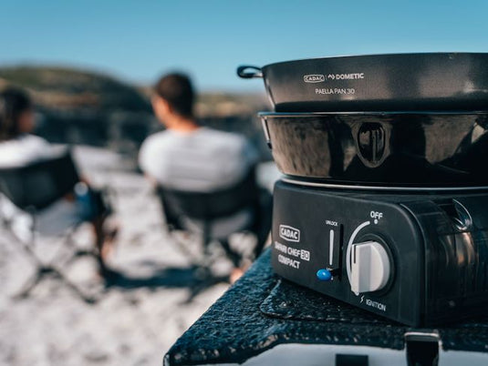 Front Runner Safari Chef 30 Compact / Portable 6 Piece / Gas Barbeque / Camp Cooker - BY CADAC