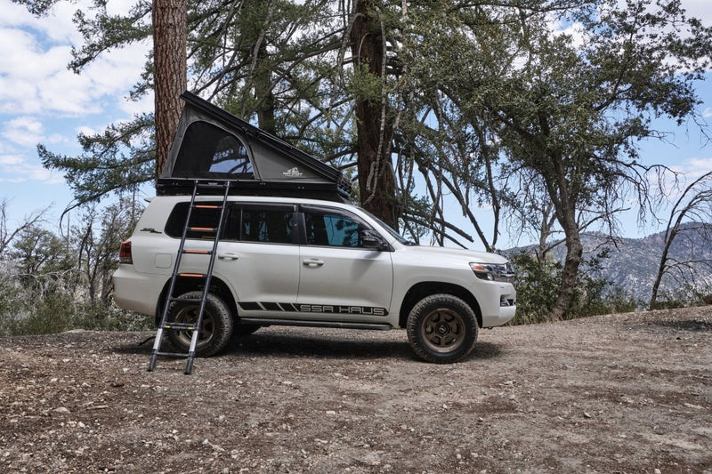 Load image into Gallery viewer, Tuff Stuff Alpine 61 Aluminum Shell Roof Top Tent