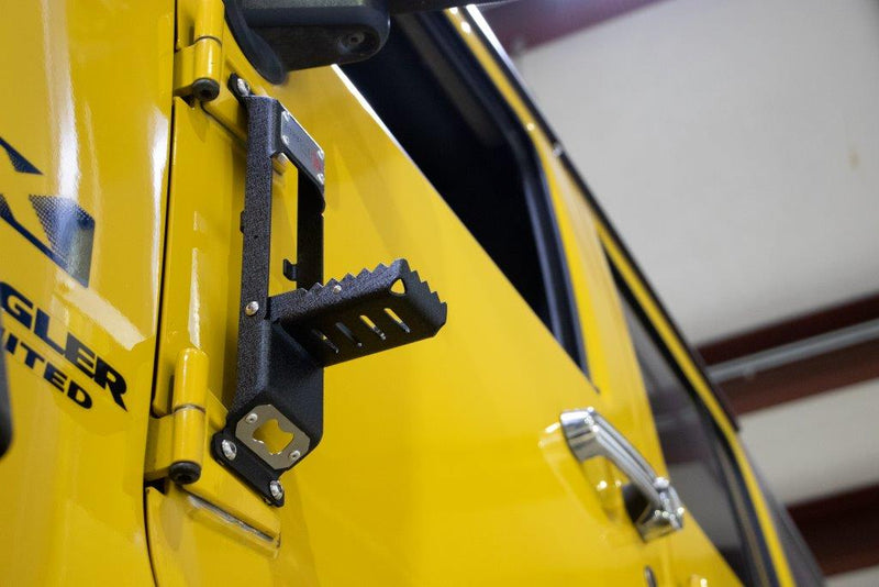 Load image into Gallery viewer, Fishbone Offroad 2018-Current JL Wrangler (2-Door) Door Mounted Step