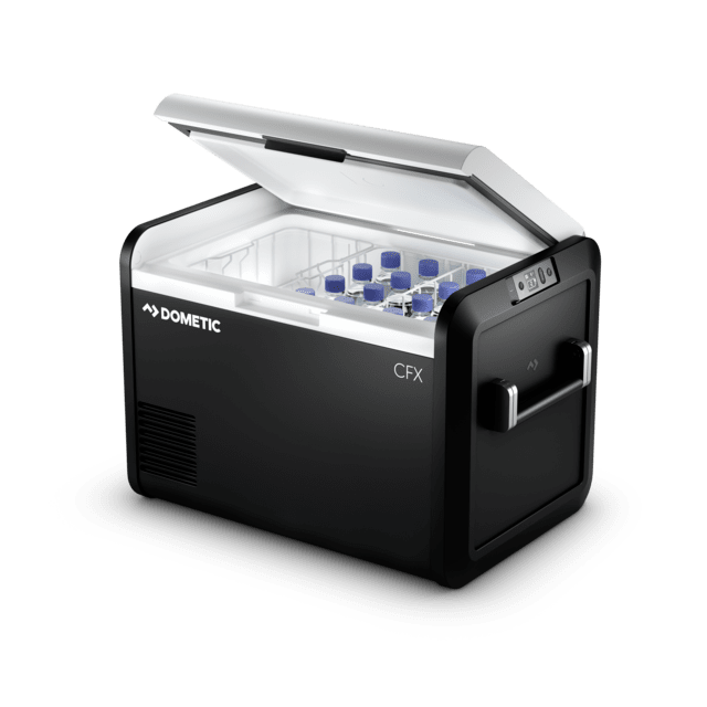 Load image into Gallery viewer, Dometic Outdoor CFX3 55IM
