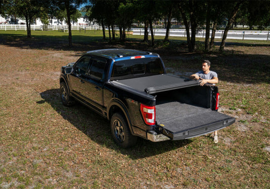 BAKFlip Revolver X4s Truck Bed Cover 2015-2021 Ford F150