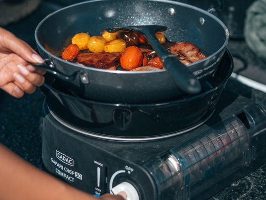 Front Runner Safari Chef 30 Compact / Portable 6 Piece / Gas Barbeque / Camp Cooker - BY CADAC