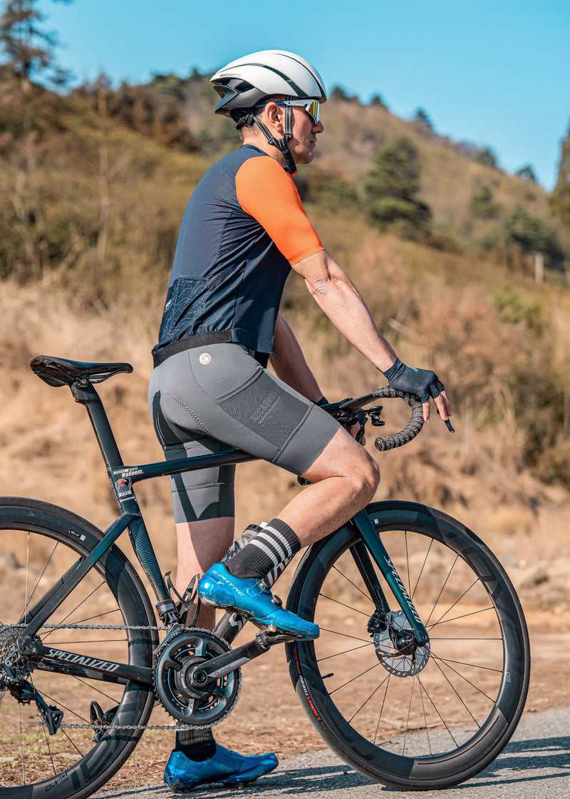Load image into Gallery viewer, Road-to-Sky Men's Bib Shorts
