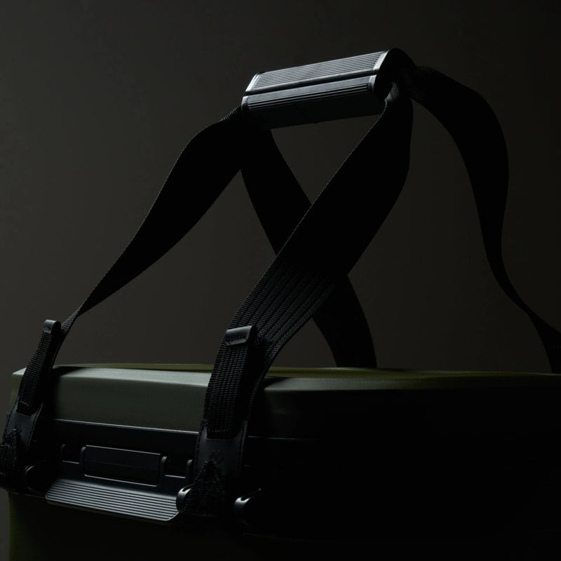 Load image into Gallery viewer, Dometic Recon Softside ZL Large, 21L
