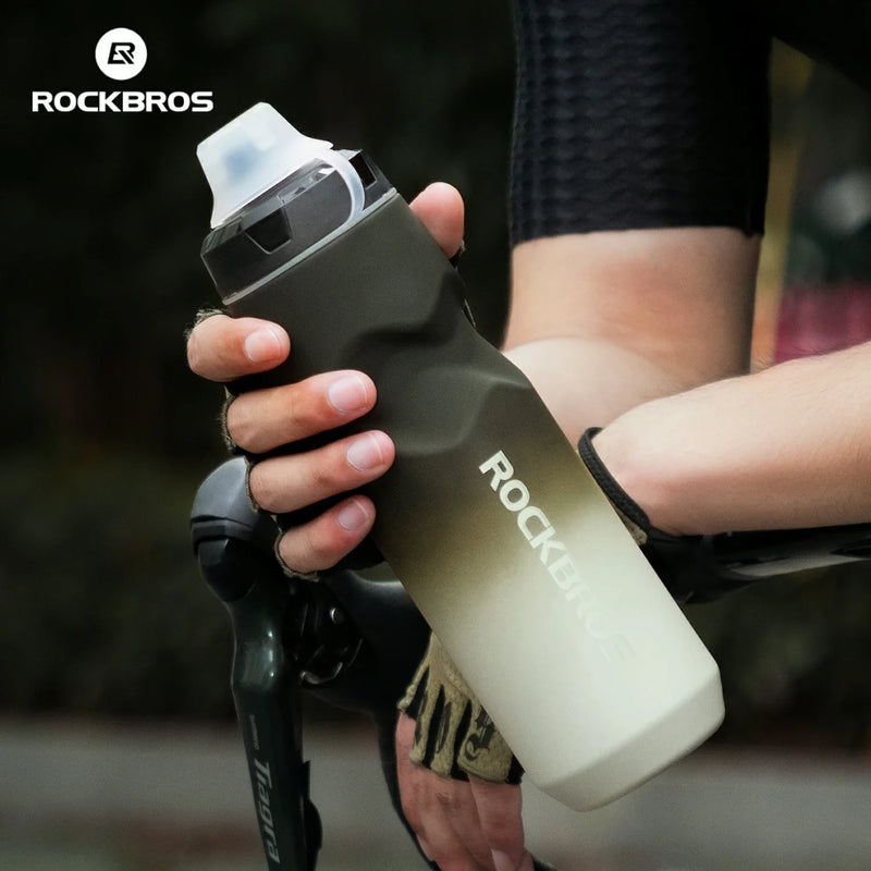 Load image into Gallery viewer, Skin-Feeling Bike Bottle with Pull-Top Lid – Lightweight Leakproof 600/750ml
