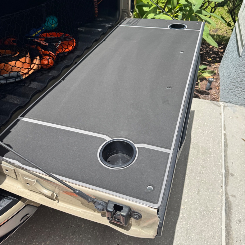 Load image into Gallery viewer, Colorado/Canyon Tailgate Cover (2023+)
