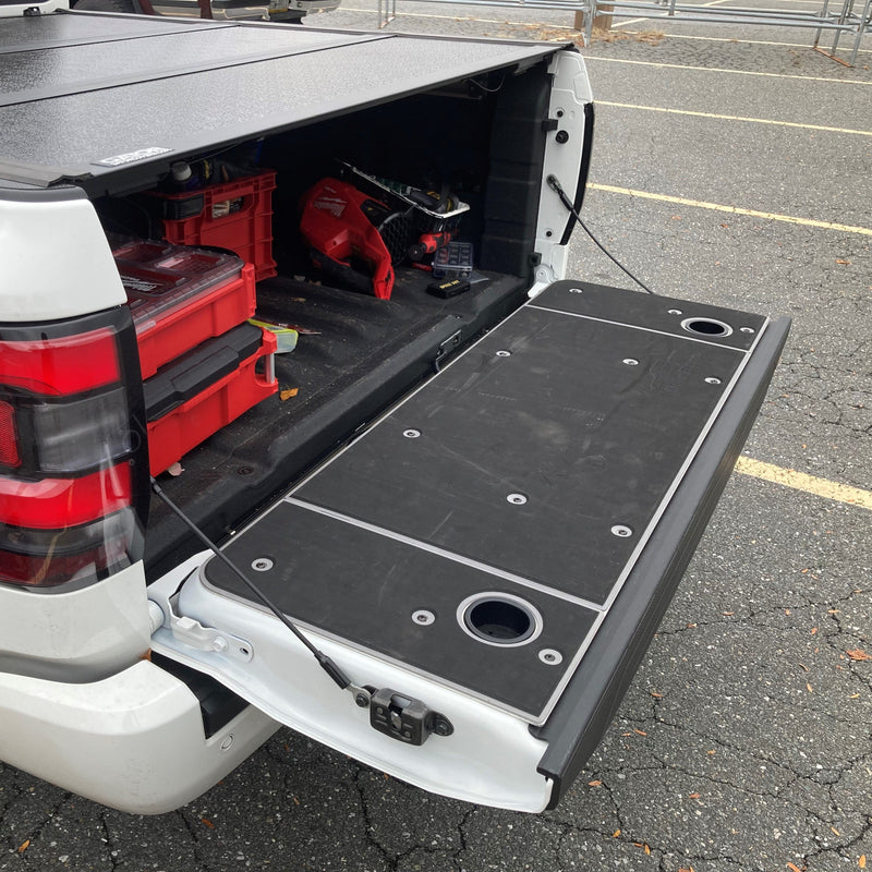 Load image into Gallery viewer, Frontier Tailgate Cover (2022+)
