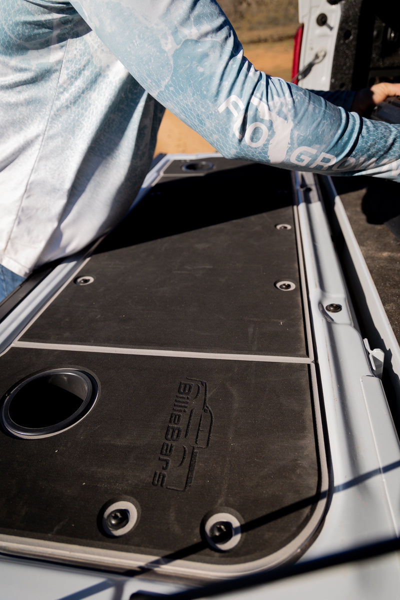 Load image into Gallery viewer, Ford F150 Workbench Tailgate Cover
