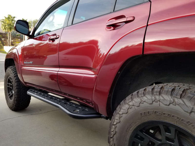 Load image into Gallery viewer, Step Edition Bolt On Rock Sliders For 2003-2009 Toyota 4Runner
