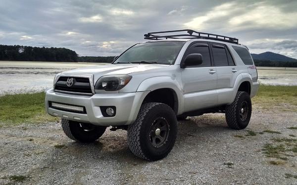 Load image into Gallery viewer, 32" Lower Bumper Flush LED Light Bar Kit For 2003-2009 Toyota 4Runner
