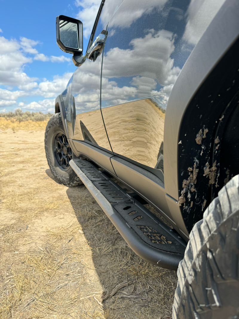 Load image into Gallery viewer, CBI Off Road Lexus GX550 Standard Overland Rock Sliders

