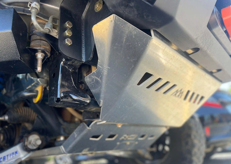Load image into Gallery viewer, Toyota 4Runner 5th Gen (2010-2024) Aluminum Connector Skid Plate

