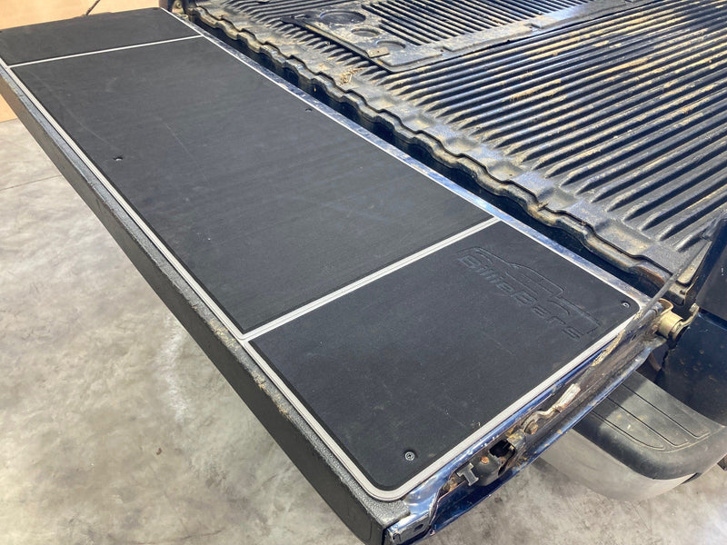 Load image into Gallery viewer, BillieBars -Silverado/Sierra 1500, 2500, 3500 Tailgate Cover (1988-2006)
