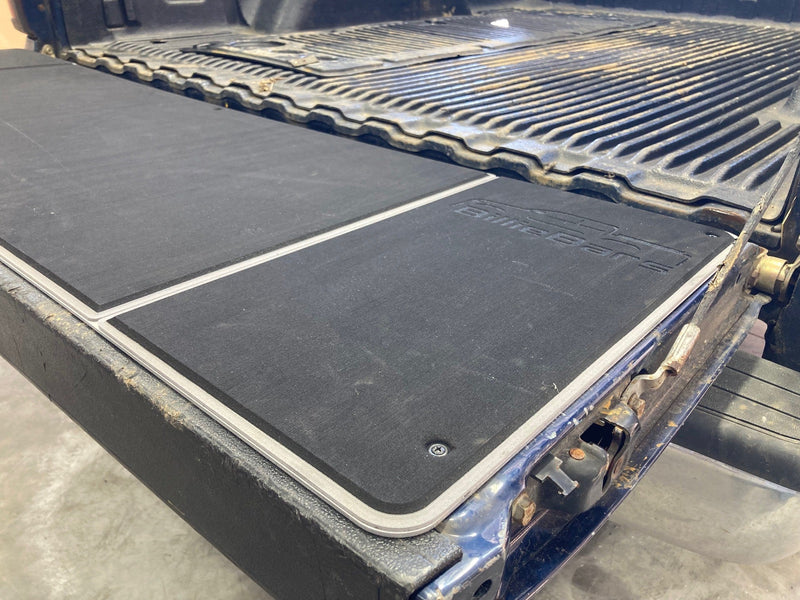 Load image into Gallery viewer, BillieBars -Silverado/Sierra 1500, 2500, 3500 Tailgate Cover (1988-2006)
