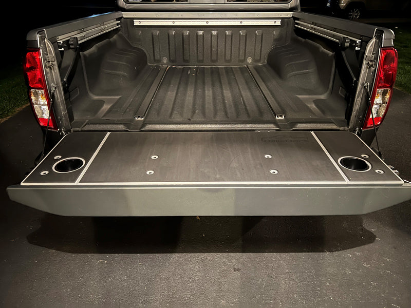 Load image into Gallery viewer, Frontier Tailgate Cover (1997-2021)
