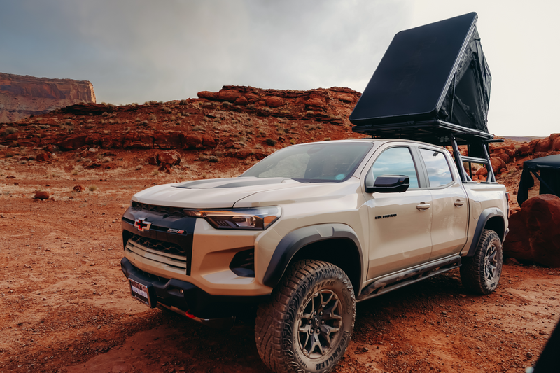Load image into Gallery viewer, Aspen Lite XL - Rooftop Tent
