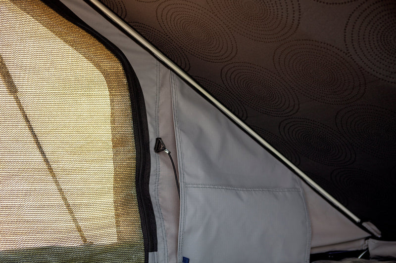 Load image into Gallery viewer, Blade Hard Shell Roof Top Tent
