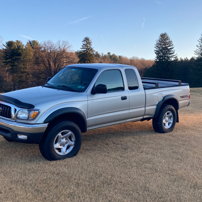 Load image into Gallery viewer, 1st Gen Toyota Tacoma (1995-2004), Low Profile Bed Rack
