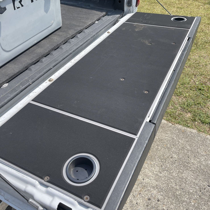 Load image into Gallery viewer, F250 F350 Tailgate Cover (2008-2016)
