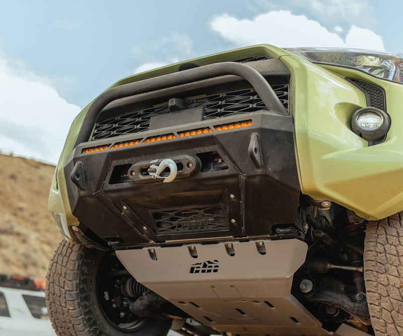 Load image into Gallery viewer, CBI Off Road Toyota 4Runner Covert Baja Front Bumper | 2014-2023
