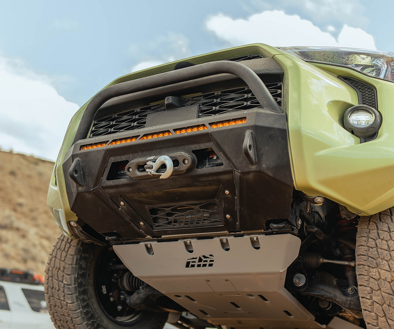 Load image into Gallery viewer, CBI Off Road Toyota 4Runner Covert Baja Front Bumper | 2014-2024
