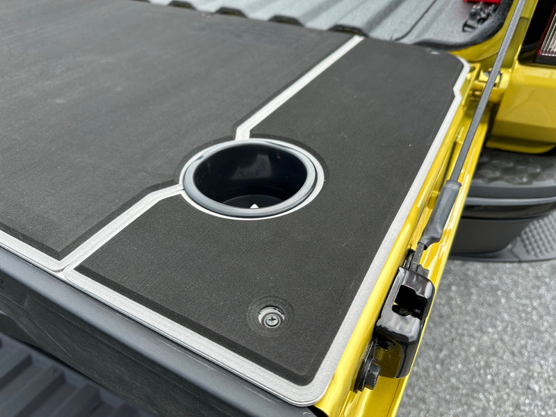 Load image into Gallery viewer, Colorado/Canyon Tailgate Cover (2023+)
