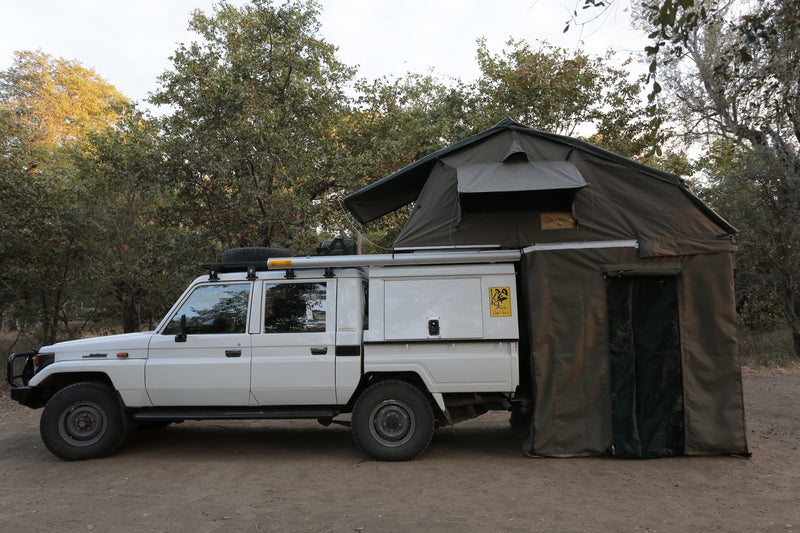 Load image into Gallery viewer, XKLUSIV Roof Top Tent
