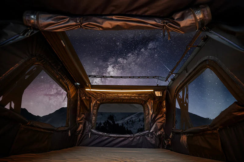 Load image into Gallery viewer, Freespirit Recreation Evolution Sky - Rooftop Tent
