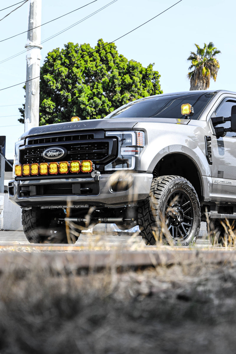 Load image into Gallery viewer, Mount Kit Only 2011+ F250 / F350 Superduty 8 Light Bracket
