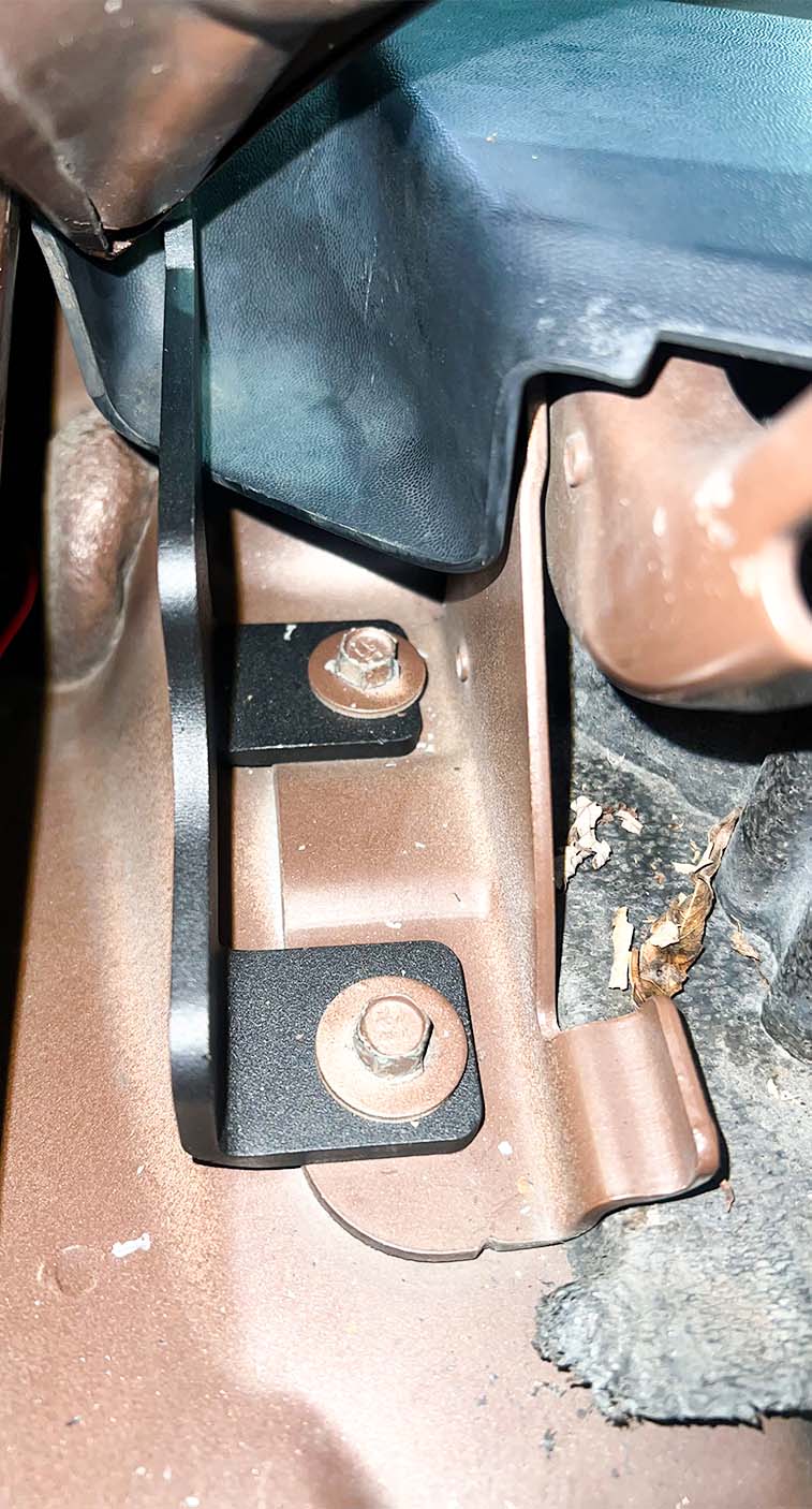 Load image into Gallery viewer, Fishbone Offroad Hood Light Pod Bracket for 2004-2014 Ford F-150 and 2010-2014 Ford Raptor
