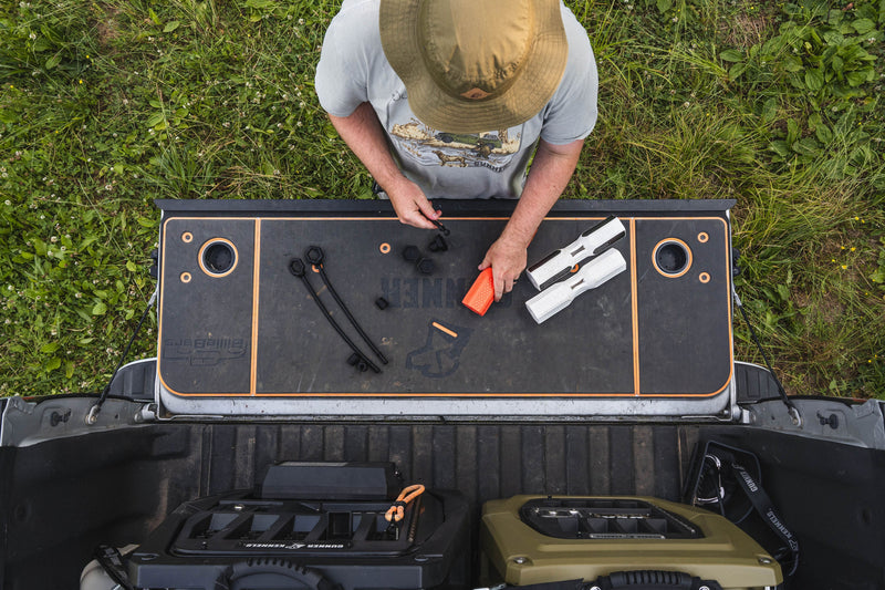 Load image into Gallery viewer, Custom Tailgate Cover
