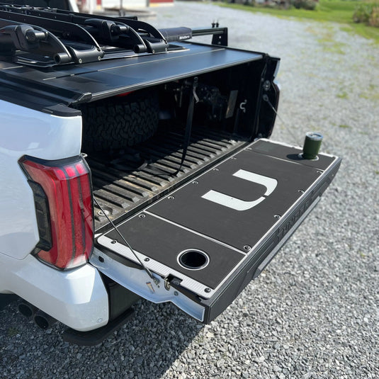 BillieBars Collegiate Tailgate Cover