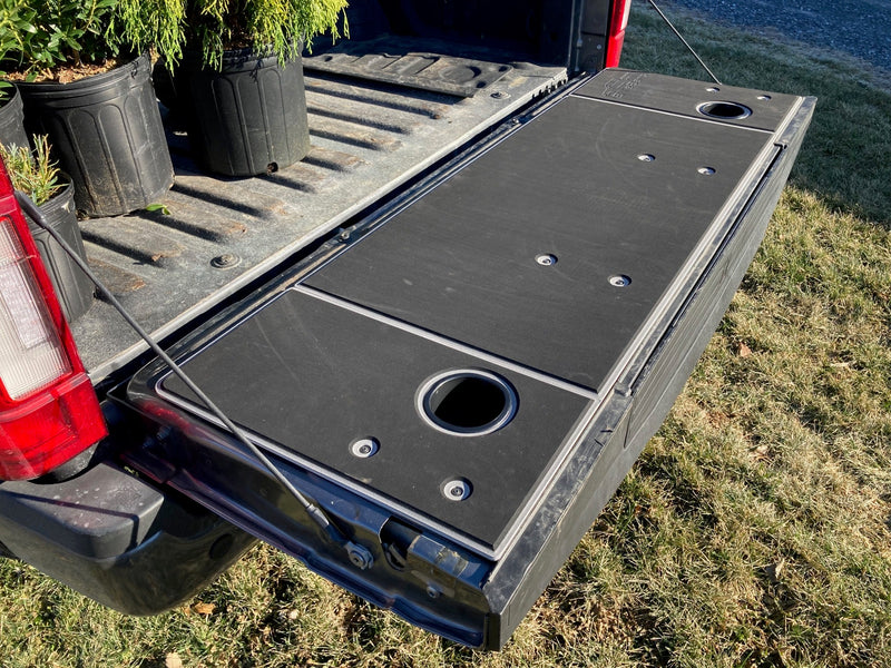 Load image into Gallery viewer, F250 F350 Superduty Tailgate Cover (2017-2022)
