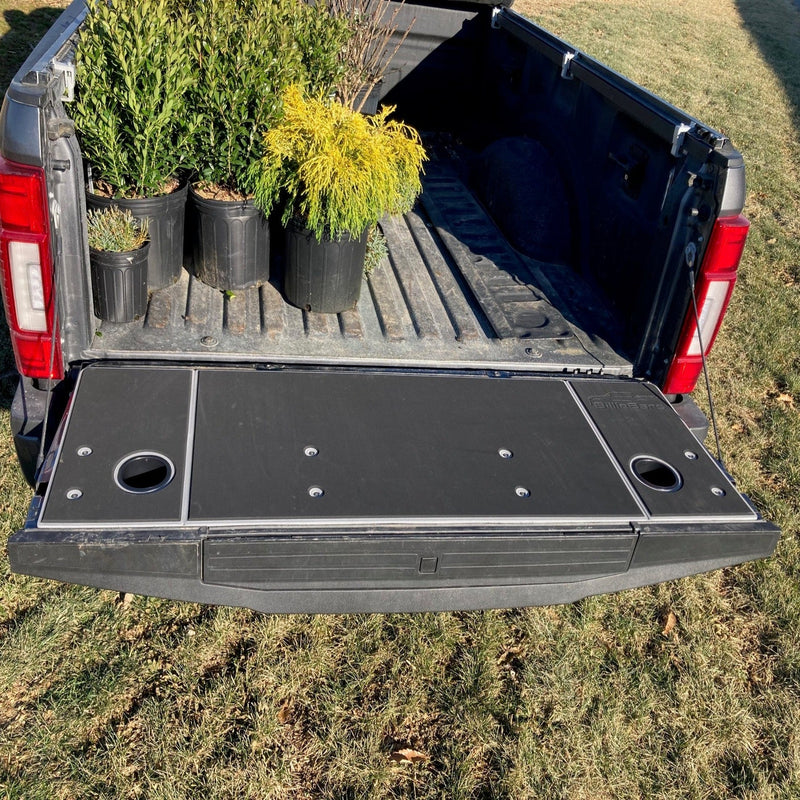 Load image into Gallery viewer, F250 F350 Superduty Tailgate Cover (2017-2022)

