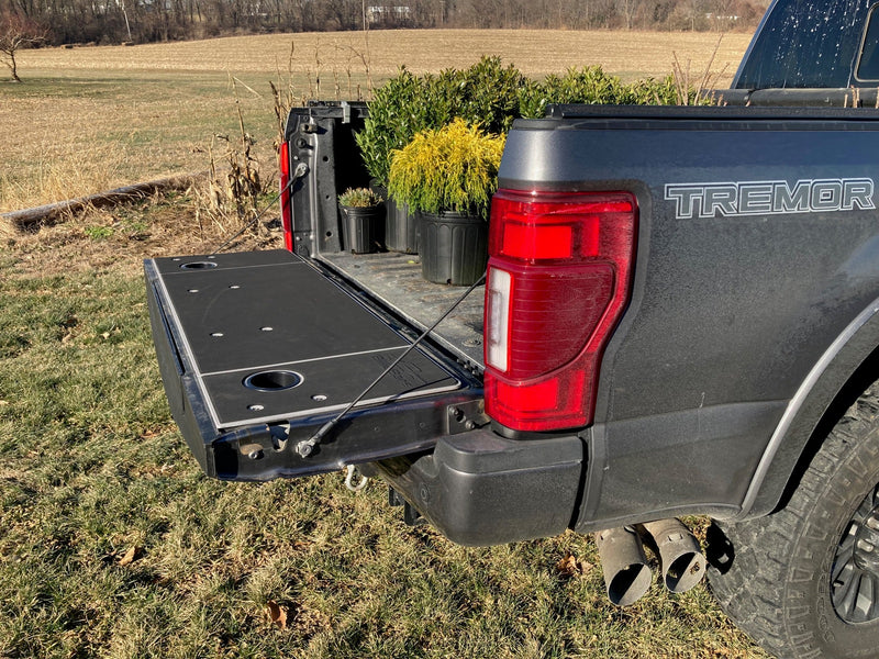 Load image into Gallery viewer, F250 F350 Superduty Tailgate Cover (2017-2022)
