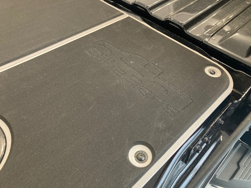 Load image into Gallery viewer, Silverado/Sierra 1500 Tailgate Cover (2019+)
