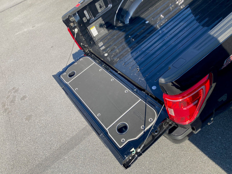 Load image into Gallery viewer, Ford F150 Workbench Tailgate Cover
