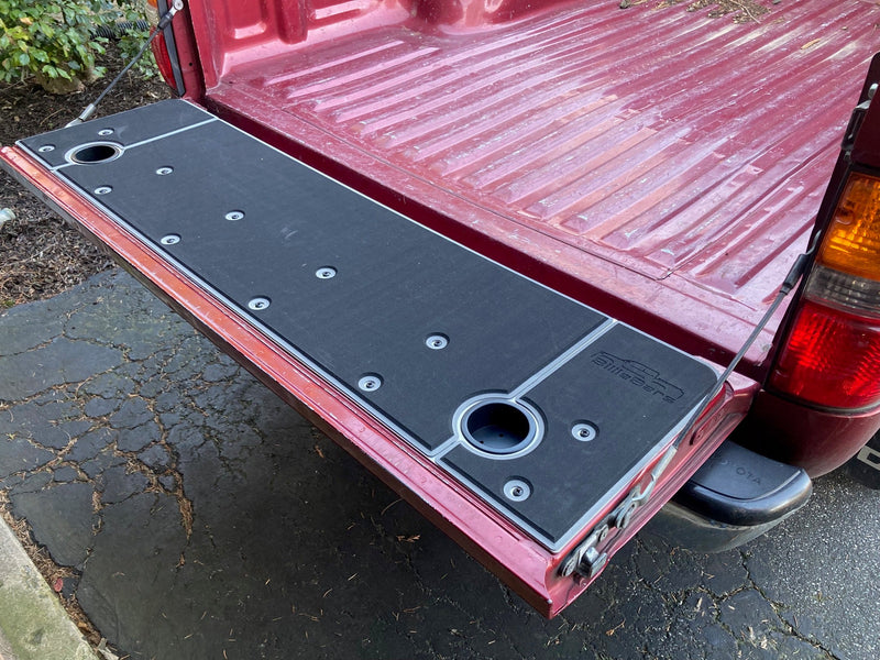 Load image into Gallery viewer, 1ST GEN Tacoma Tailgate Cover (1995-2004)

