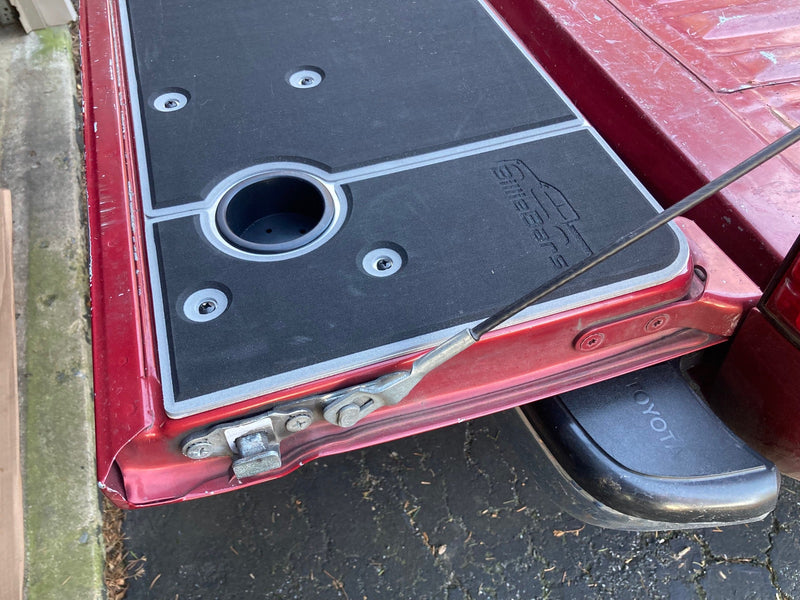 Load image into Gallery viewer, 1ST GEN Tacoma Tailgate Cover (1995-2004)
