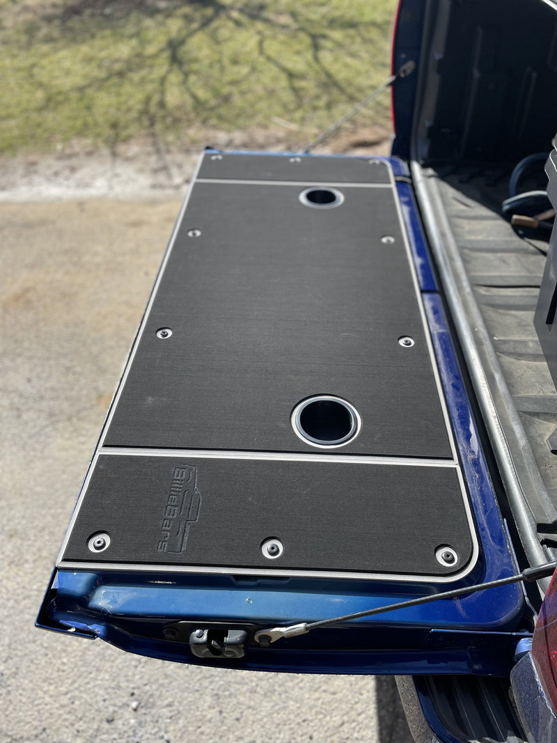 Load image into Gallery viewer, Avalanche Tailgate Cover (2007+)
