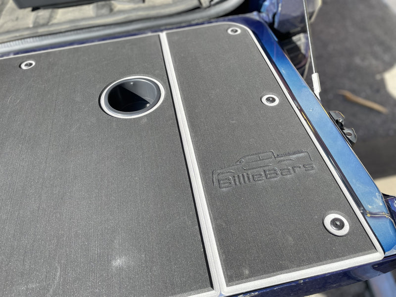 Load image into Gallery viewer, Avalanche Tailgate Cover (2007+)
