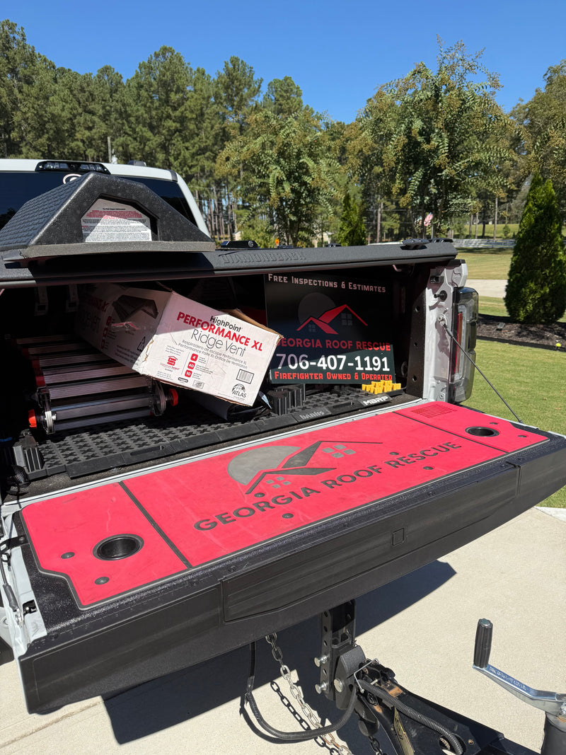 Load image into Gallery viewer, Custom Tailgate Cover
